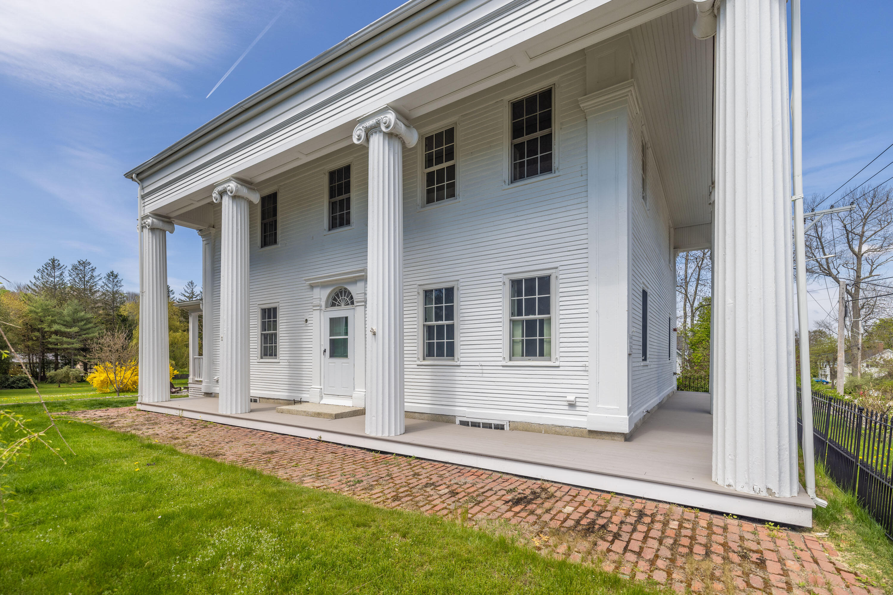 212 High Street Belfast, ME 04915 - Photo 10 of 98 _SMC8445