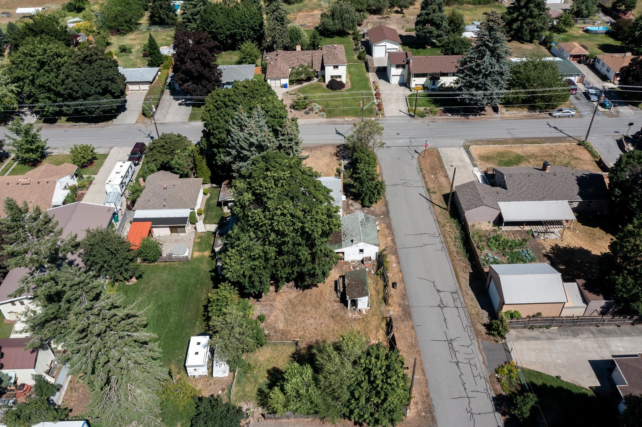 1203 North Herald Road Spokane Valley, WA 99206 - Photo 2 of 31