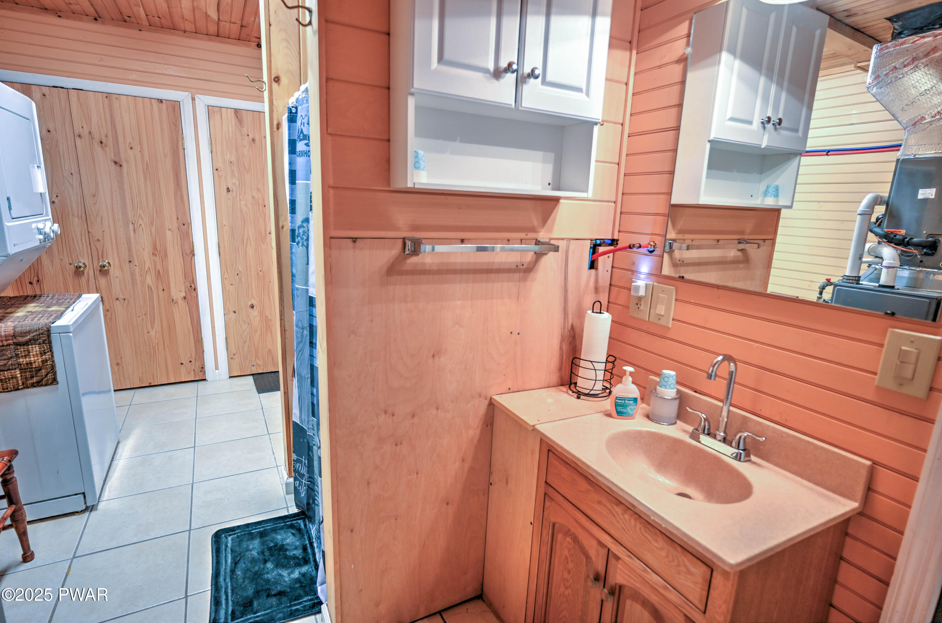 121 Ness Road Dingmans Ferry, PA 18328 - Photo 18 of 30 Bathroom