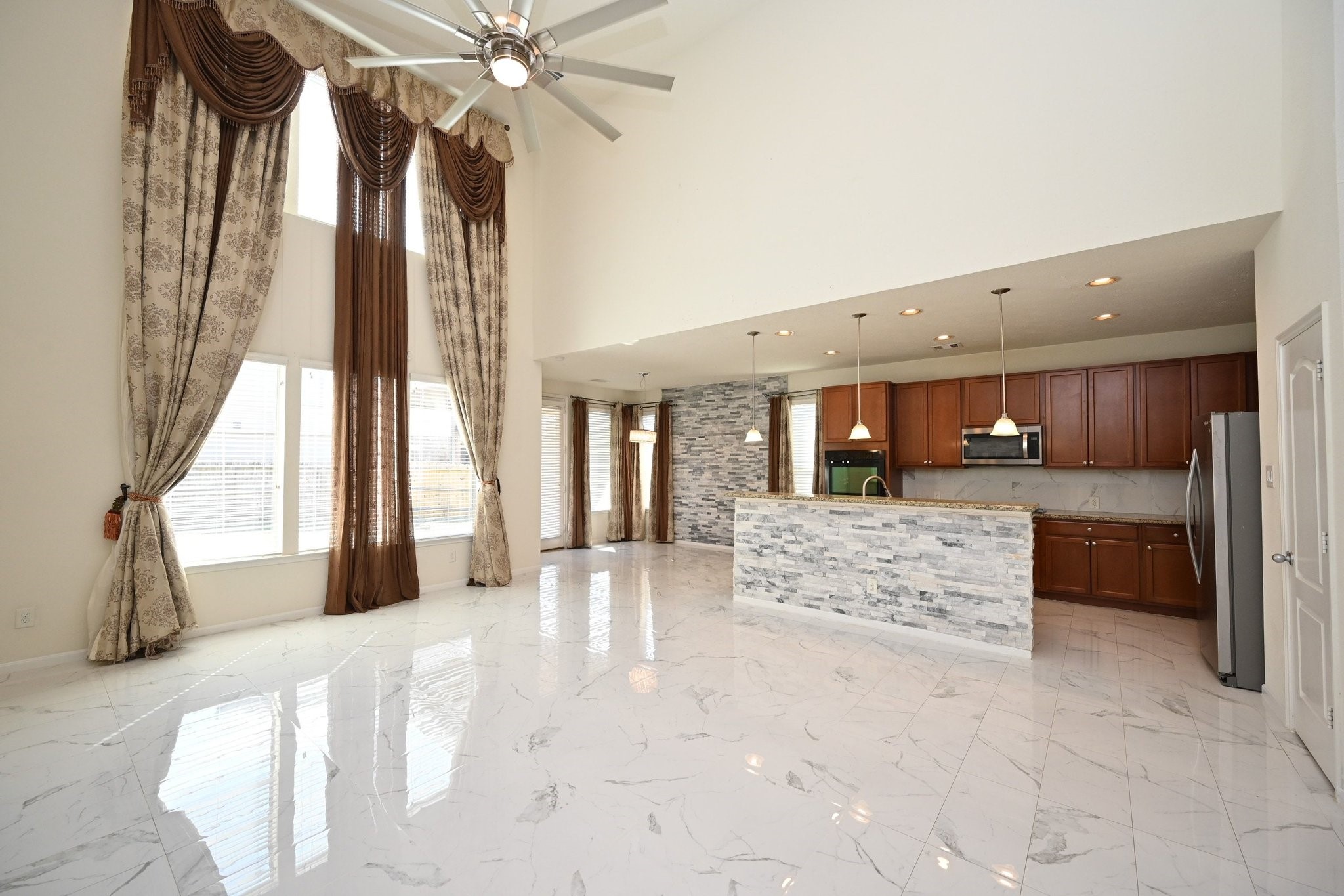 21119 Keystone Pine Court Katy, TX 77449 - Photo 14 of 43