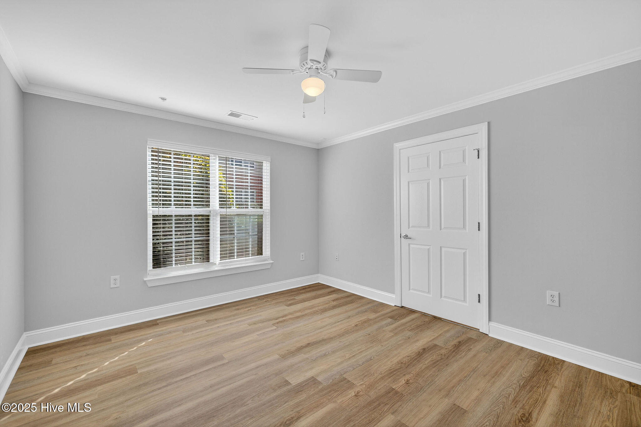 2820 Bloomfield Lane, Unit 103 Wilmington, NC 28412 - Photo 19 of 32 2820BloomfieldLane-21