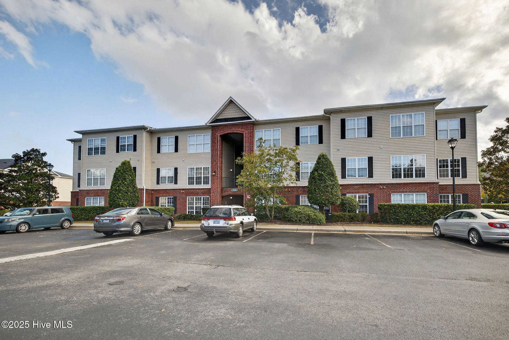 2820 Bloomfield Lane, Unit 103 Wilmington, NC 28412 - Photo 32 of 32 2820BloomfieldLane-3