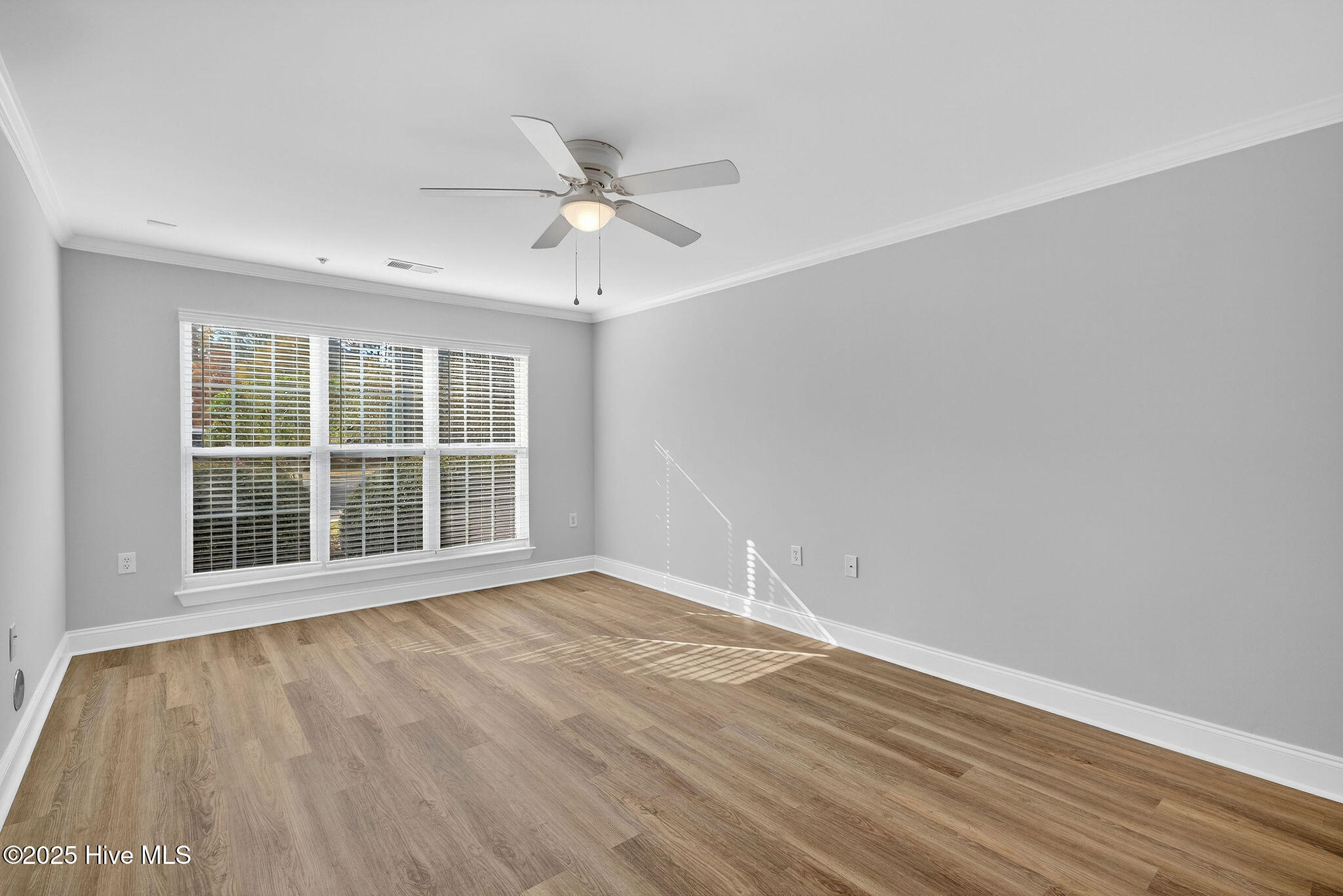 2820 Bloomfield Lane, Unit 103 Wilmington, NC 28412 - Photo 4 of 32 2820BloomfieldLane-6