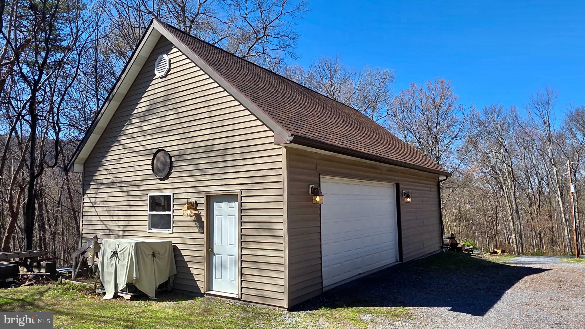 9206 Barkley Lane Huntingdon, PA 16652 - Photo 12 of 88