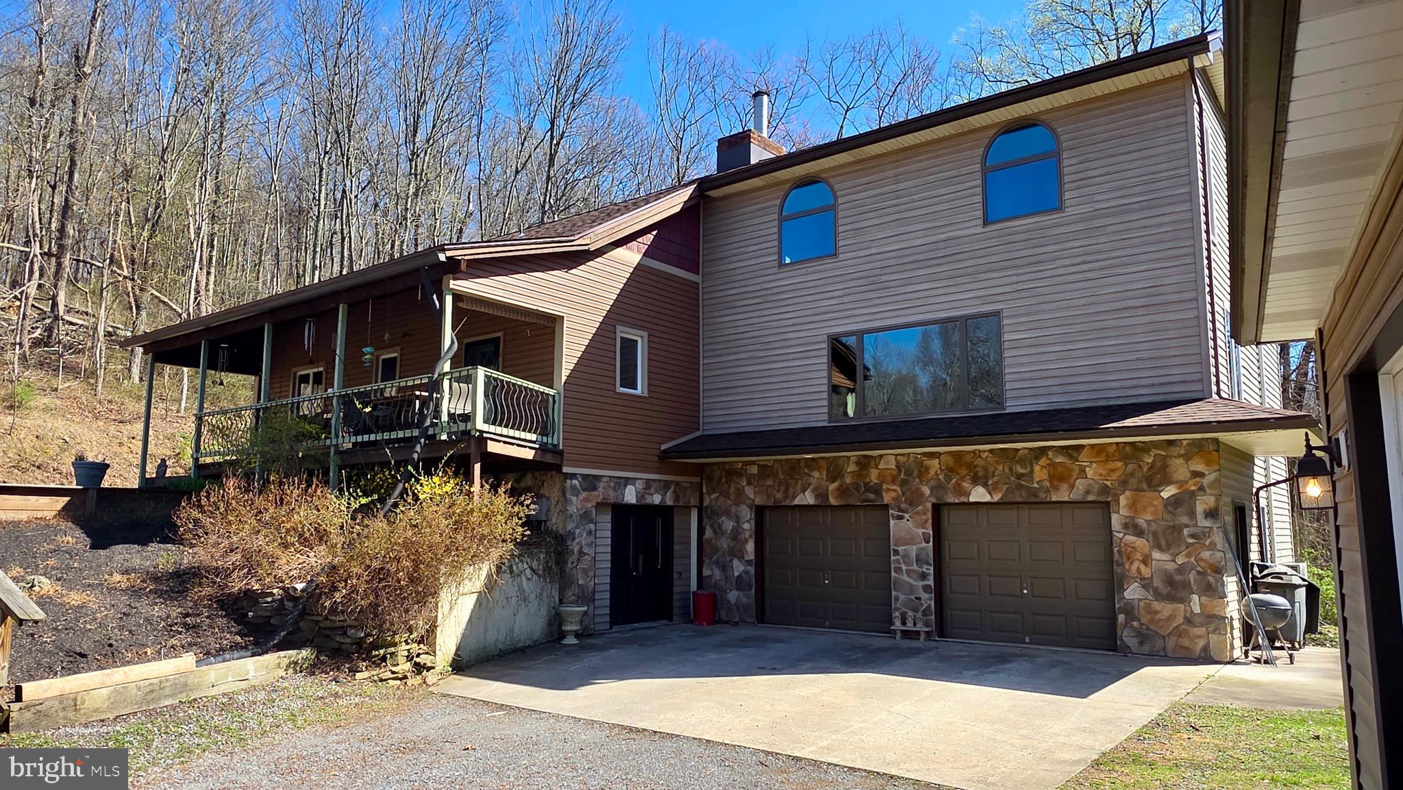 9206 Barkley Lane Huntingdon, PA 16652 - Photo 3 of 88