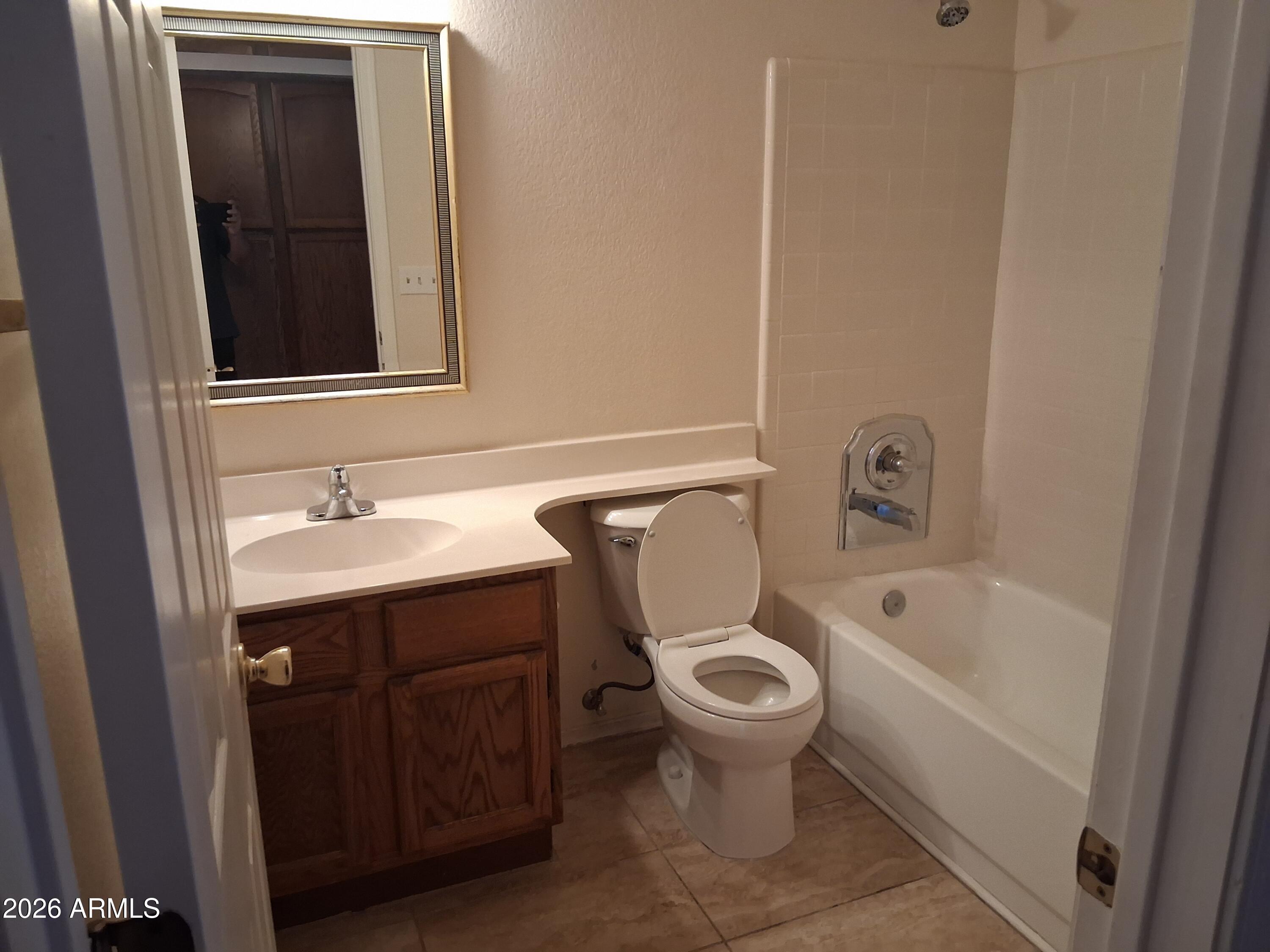 170 East Guadalupe Road, Unit 144 Gilbert, AZ 85234 - Photo 24 of 29 20251222_105711