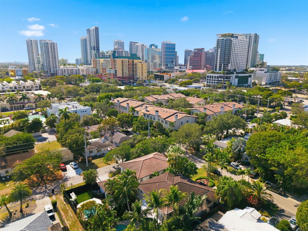 400 Northeast 8th Avenue Fort Lauderdale, FL 33301 - Photo 24 of 25 a view of a city with tall buildings