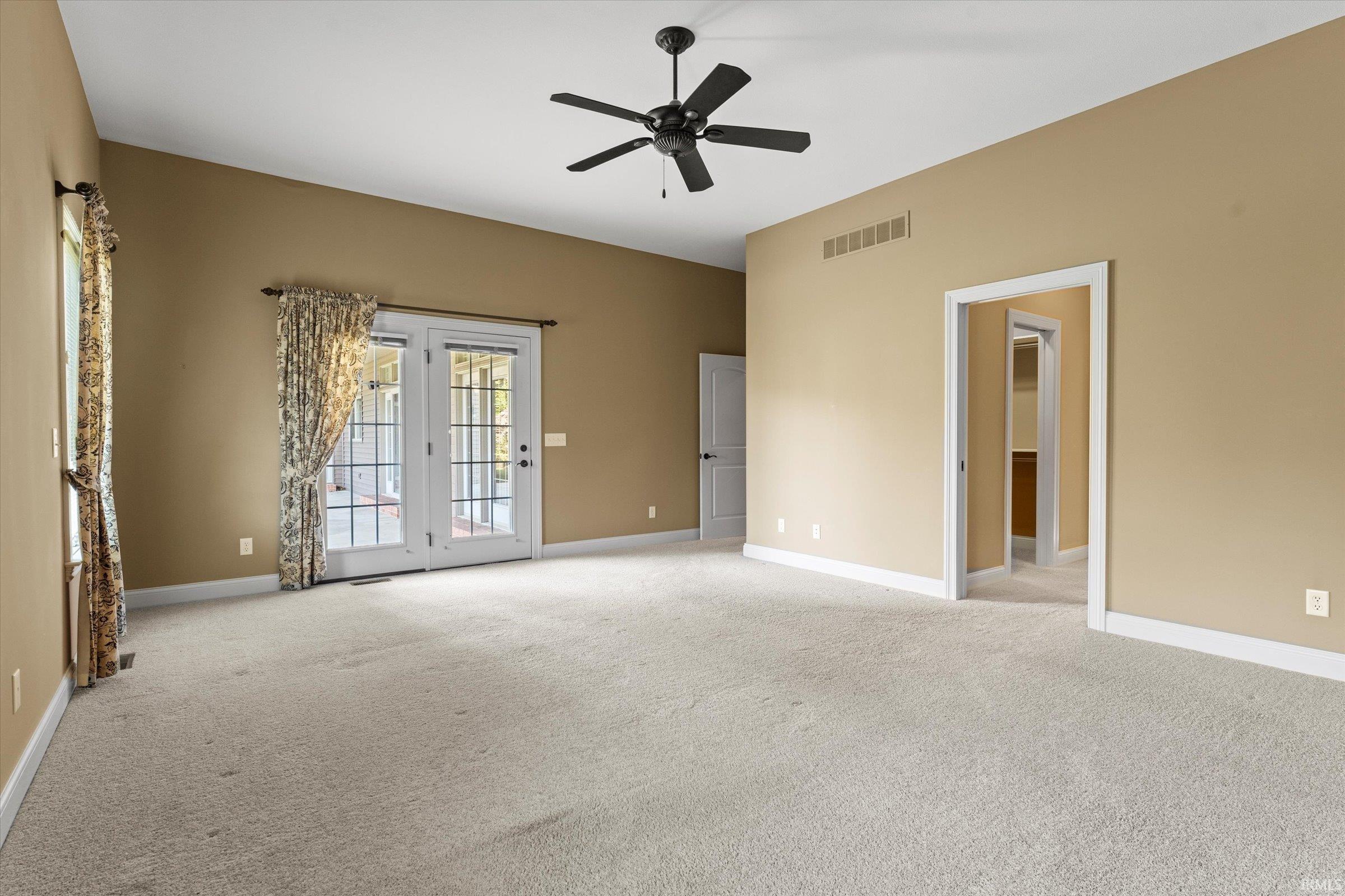 51625 Meadow Pointe Granger, IN 46530 - Photo 13 of 36