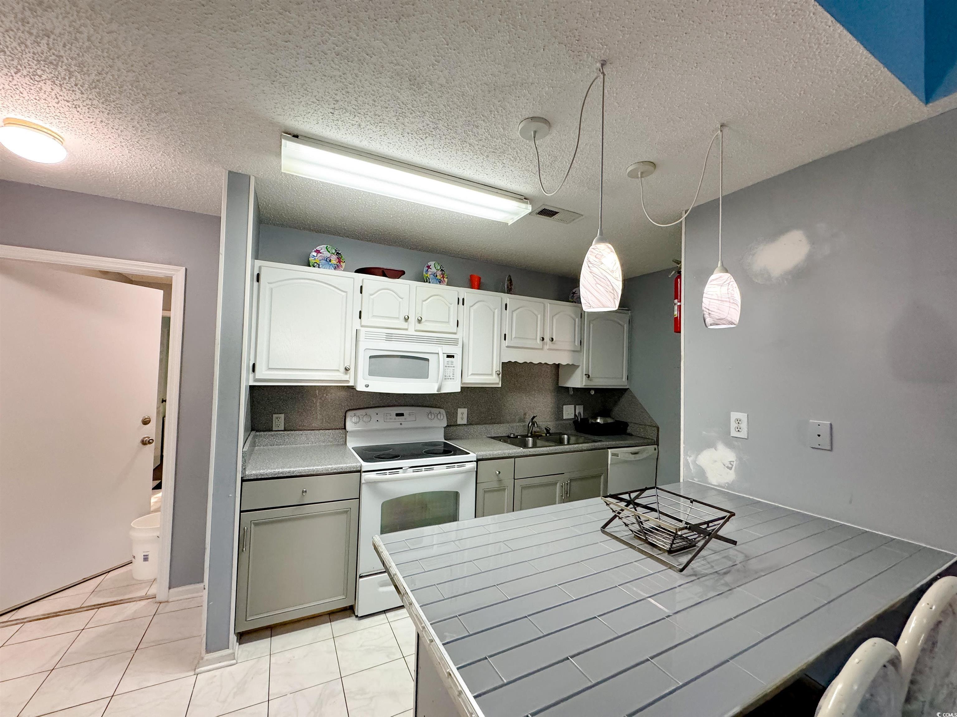 214 Double Eagle Drive, Unit B2 Myrtle Beach, SC 29575 - Photo 6 of 32