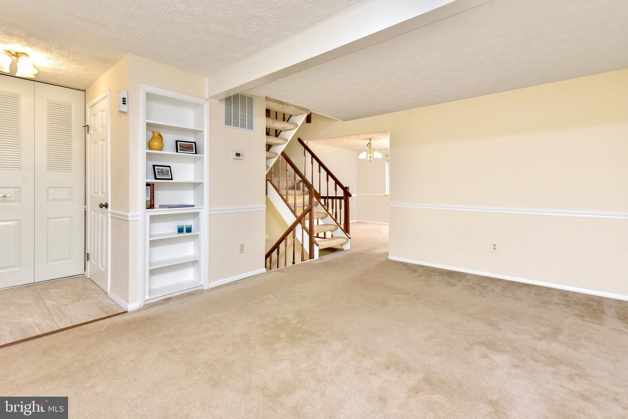 11524 Ivy Bush Court Reston, VA 20191 - Photo 4 of 31 Living Room includes built in shelving
