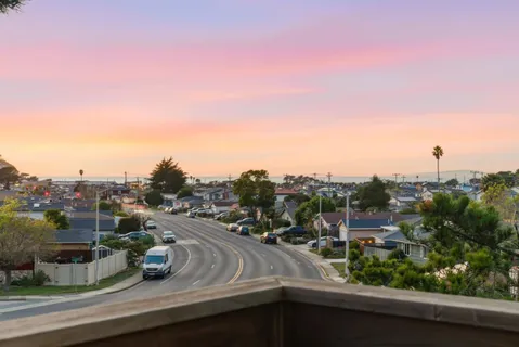 $880,000 | 939 Linda Mar Boulevard, Pacifica, CA 94044