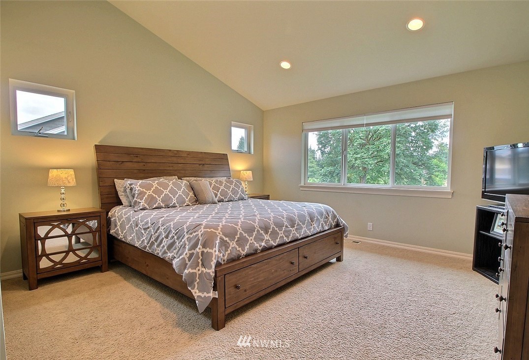 102 Elma Place Southeast Renton, WA 98059 - Photo 25 of 40