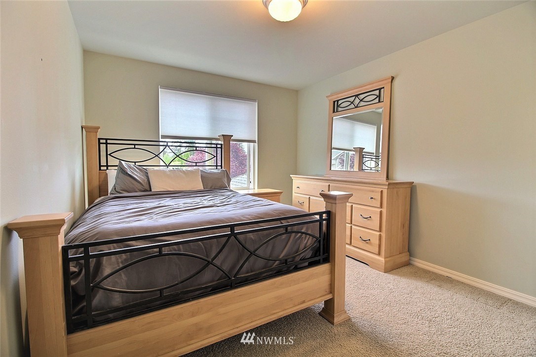 102 Elma Place Southeast Renton, WA 98059 - Photo 29 of 40