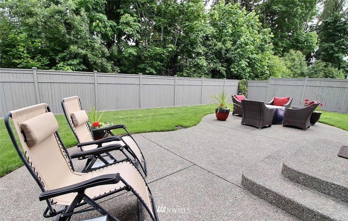 102 Elma Place Southeast Renton, WA 98059 - Photo 34 of 40
