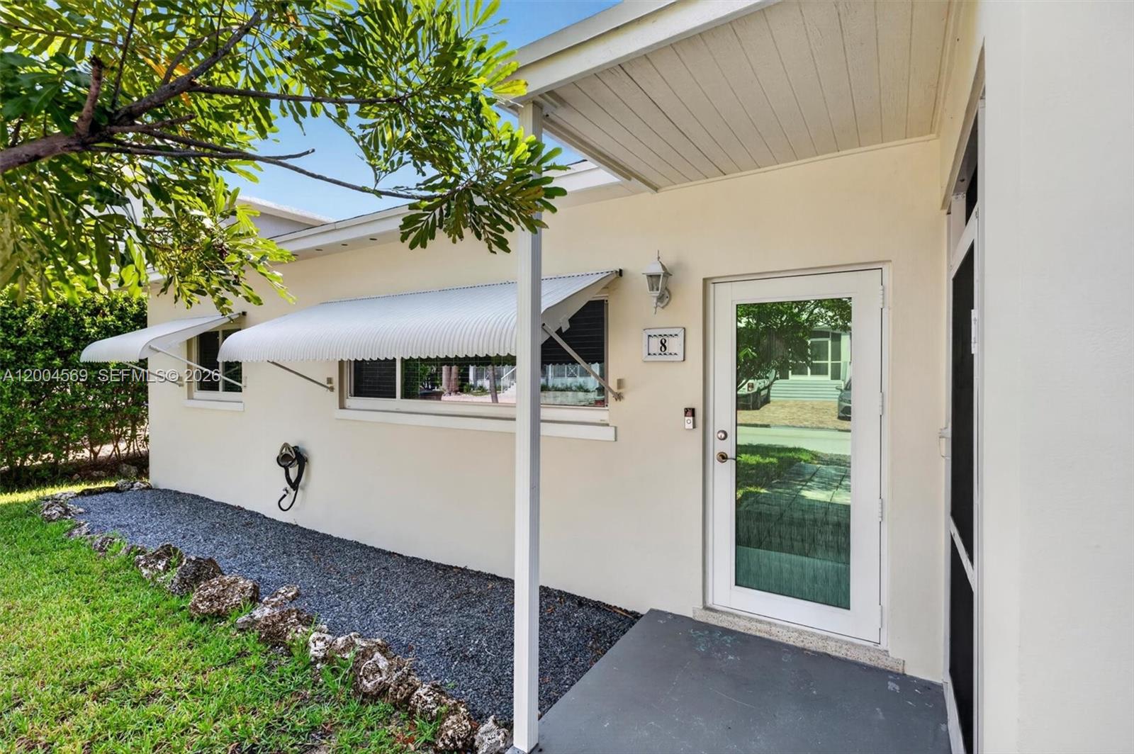 8 Ocean View Boulevard Key Largo, FL 33037 - Photo 5 of 56 Updated and move-in ready in beautiful Key Largo