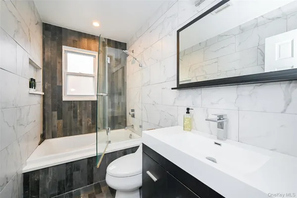 $1,650,000 | 145-39 18th Avenue | Whitestone