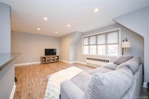 $1,650,000 | 145-39 18th Avenue | Whitestone