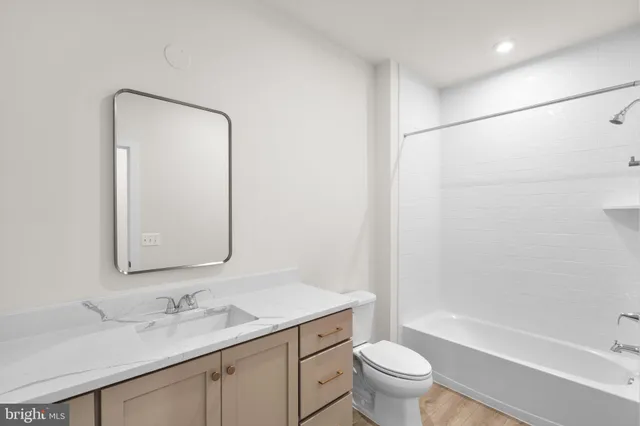 $1,370,815 | 41934 Night Nurse Circle, Brambleton, VA 20148