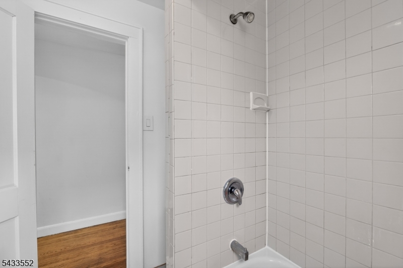 1231 Union Street Linden, NJ 07036 - Photo 18 of 32