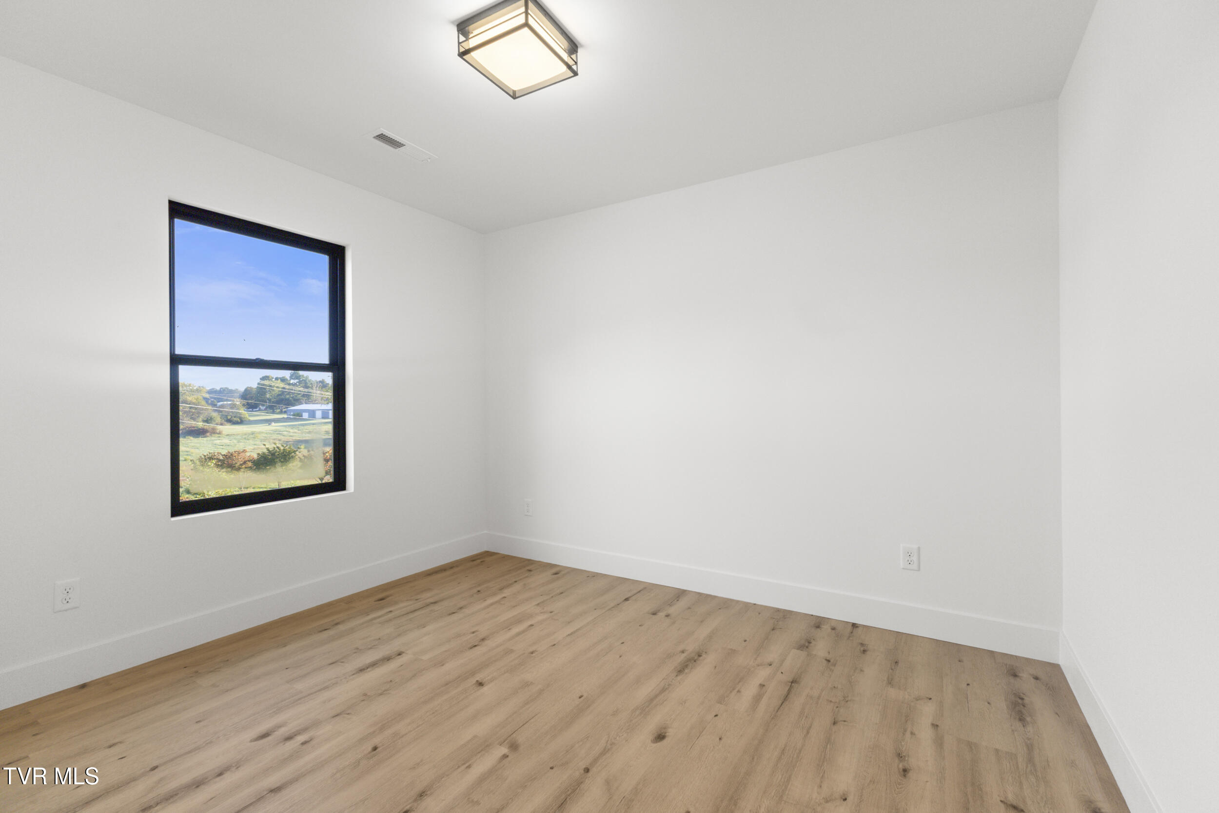 500 Noes Chapel Road Morristown, TN 37814 - Photo 14 of 37 15_img_3156