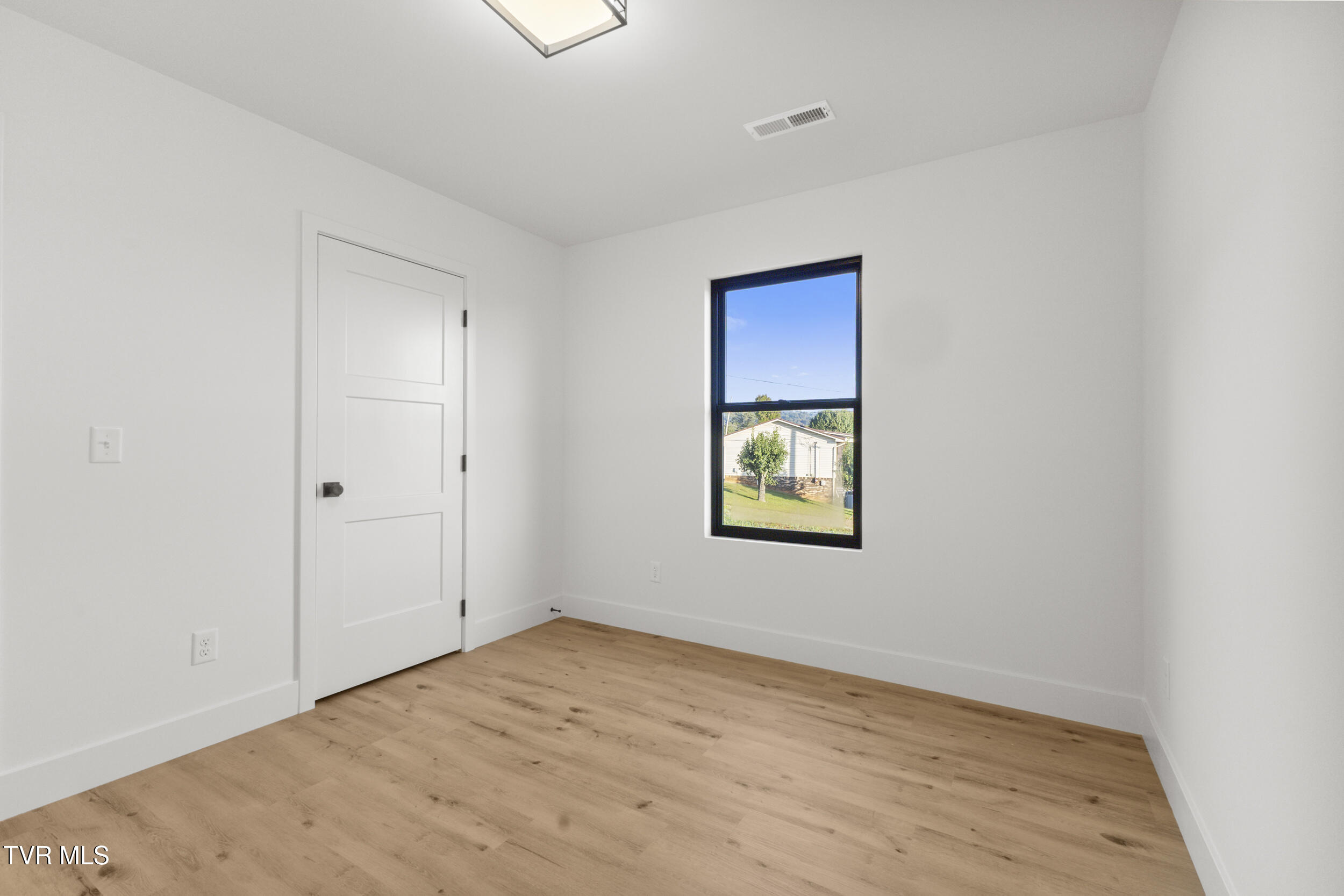 500 Noes Chapel Road Morristown, TN 37814 - Photo 15 of 37 16_img_3159