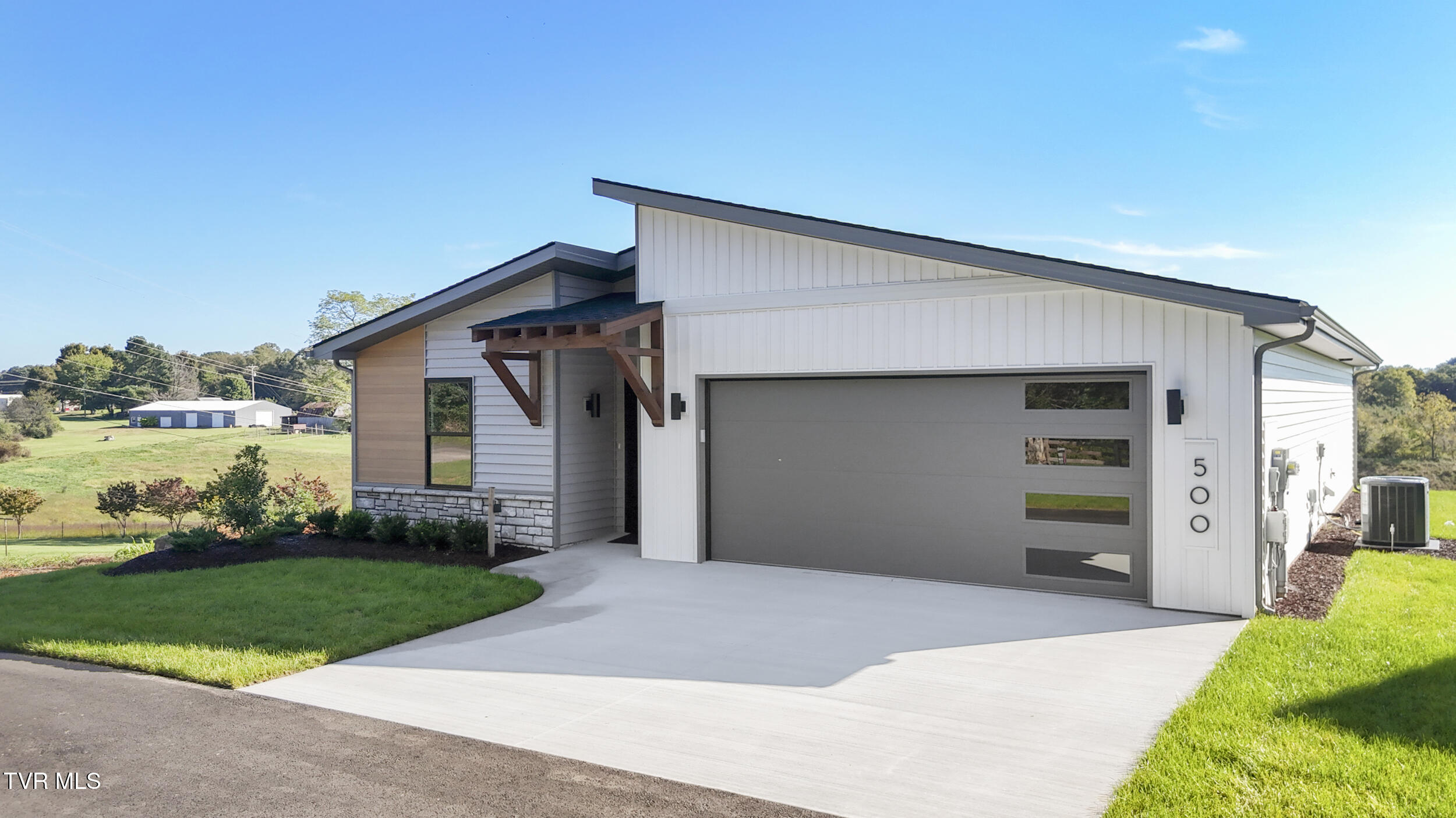 500 Noes Chapel Road Morristown, TN 37814 - Photo 3 of 37 3_dji_20251004103034_0359_d