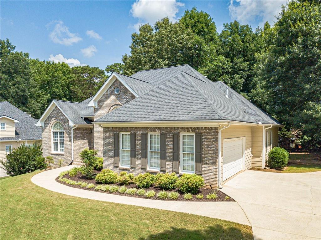 1114 Maple Creek Ridge Loganville, GA 30052 - Photo 2 of 45
