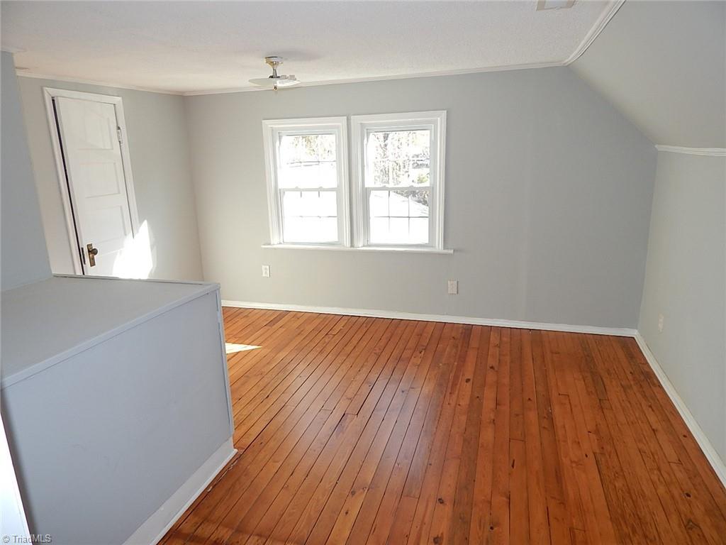 107 Lambeth Road Thomasville, NC 27360 - Photo 8 of 10 bedroom 2 - upper level