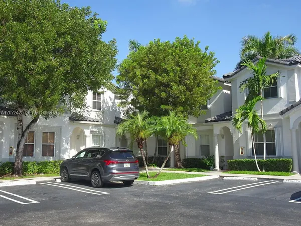 $3,450 | 5460 Northwest 107th Avenue, Unit 115, Doral, FL 33178
