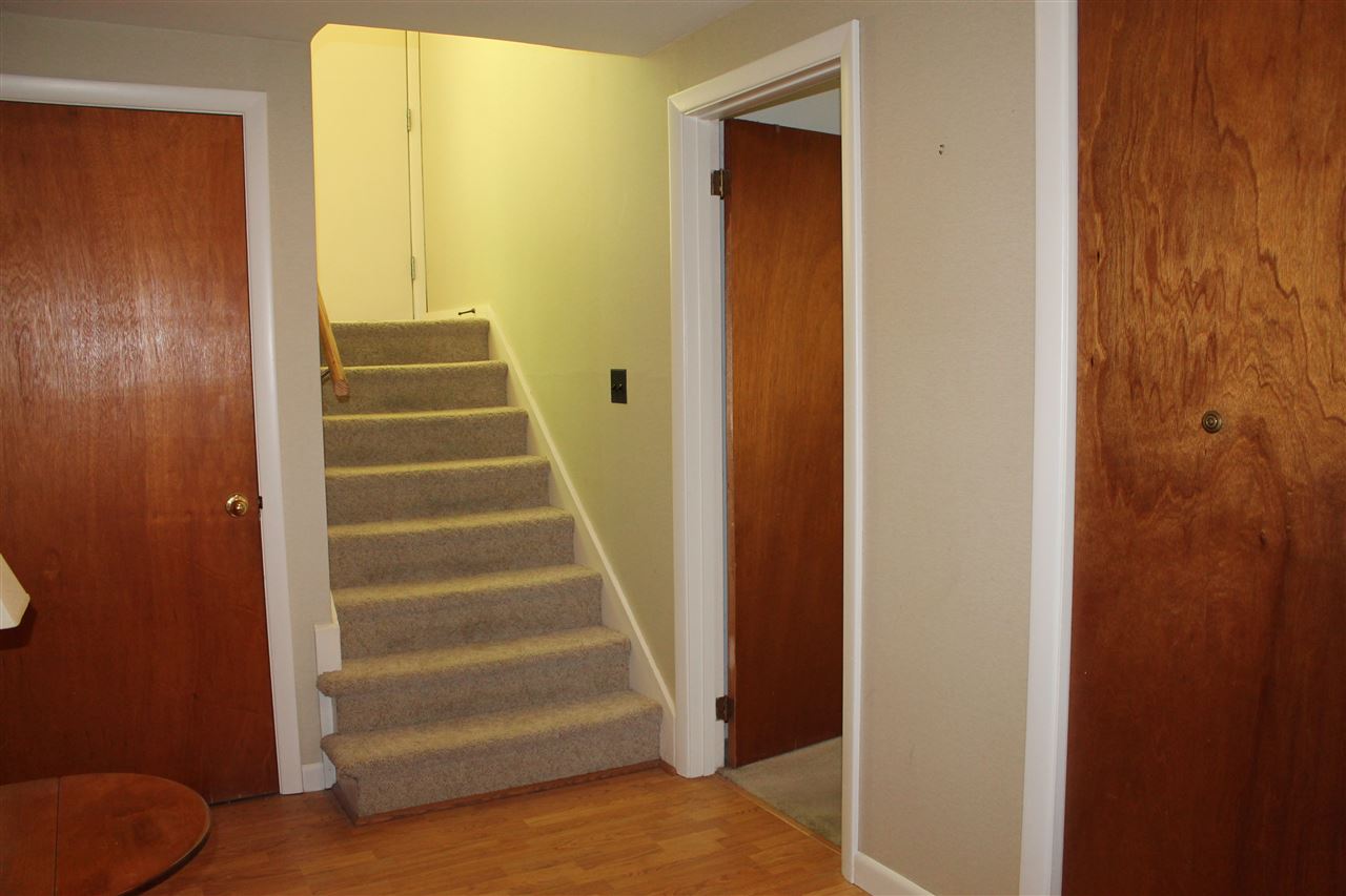 14 Rayton Road Hanover, NH 03755 - Photo 4 of 19