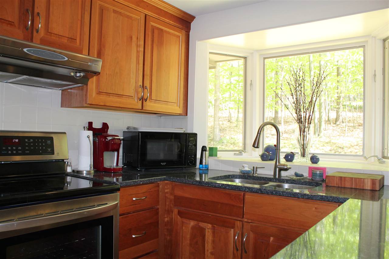 14 Rayton Road Hanover, NH 03755 - Photo 8 of 19