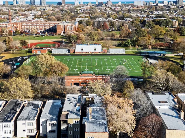 $2,200 | 2210 West Carmen Avenue, Unit 1W, Chicago, IL 60625