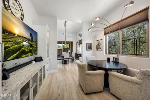$995,000 | 9850 East McDowell Mountain Ranch Road, Unit 1019, Scottsdale, AZ 85260