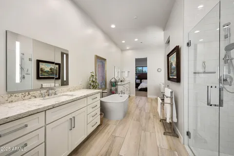 $995,000 | 9850 East McDowell Mountain Ranch Road, Unit 1019, Scottsdale, AZ 85260