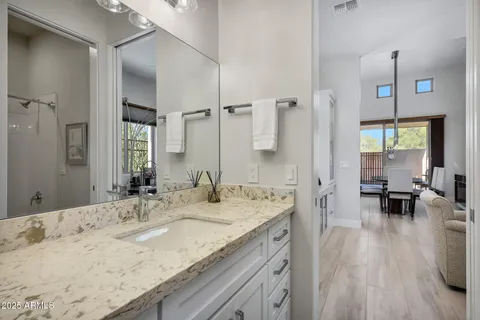 $995,000 | 9850 East McDowell Mountain Ranch Road, Unit 1019, Scottsdale, AZ 85260