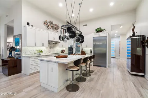 $995,000 | 9850 East McDowell Mountain Ranch Road, Unit 1019, Scottsdale, AZ 85260