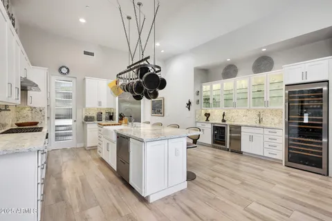 $995,000 | 9850 East McDowell Mountain Ranch Road, Unit 1019, Scottsdale, AZ 85260