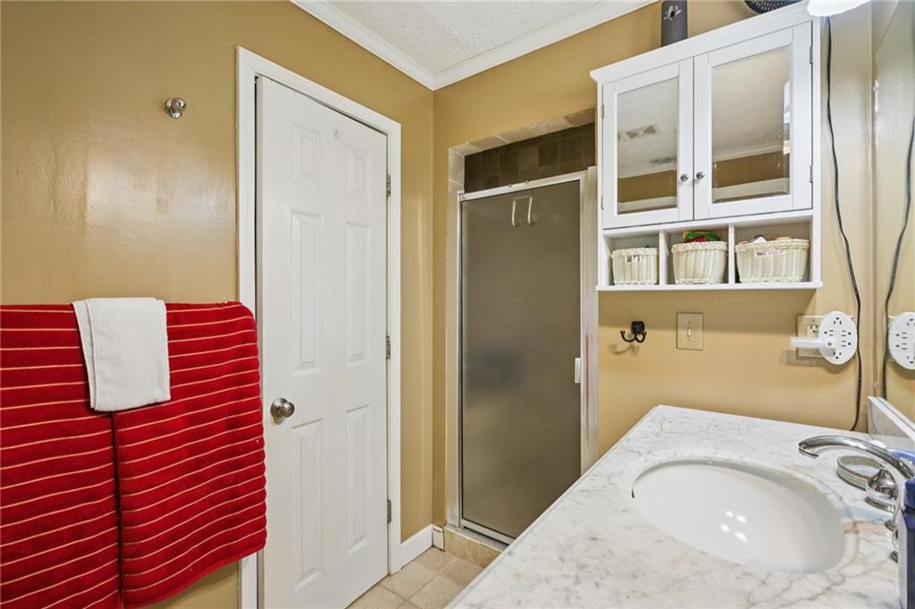 3085 Juhan Road Southwest Stone Mountain, GA 30087 - Photo 10 of 27