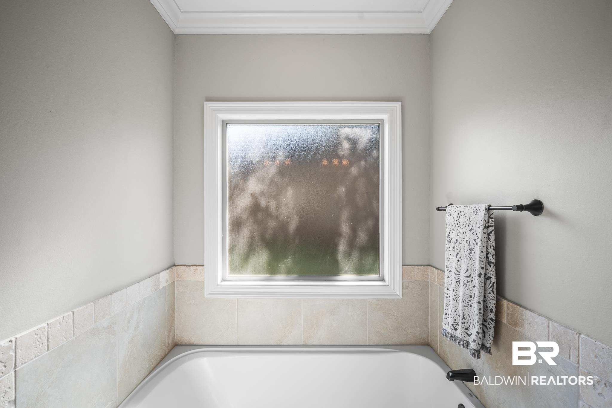 8594 Rosedown Lane Daphne, AL 36526 - Photo 22 of 30 Garden Tub