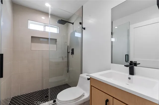 $3,200 | 11140 Woodley Avenue, Unit 1/2, Granada Hills, CA 91344