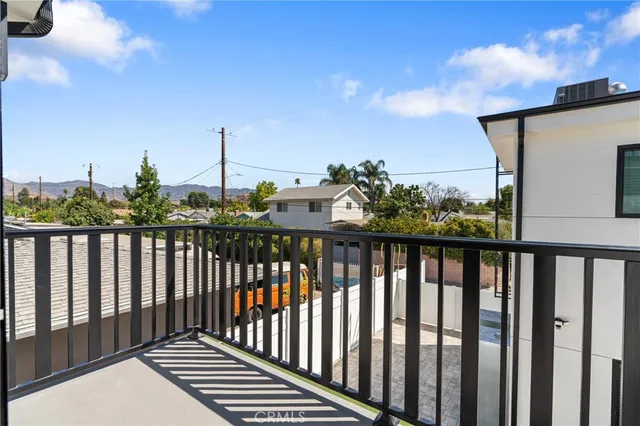 $3,200 | 11140 Woodley Avenue, Unit 1/2, Granada Hills, CA 91344