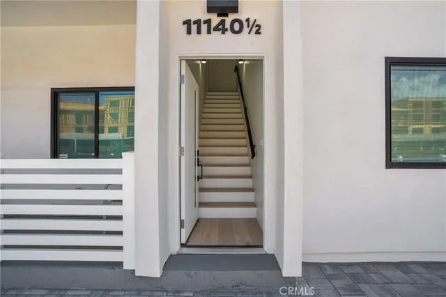 $3,200 | 11140 Woodley Avenue, Unit 1/2, Granada Hills, CA 91344