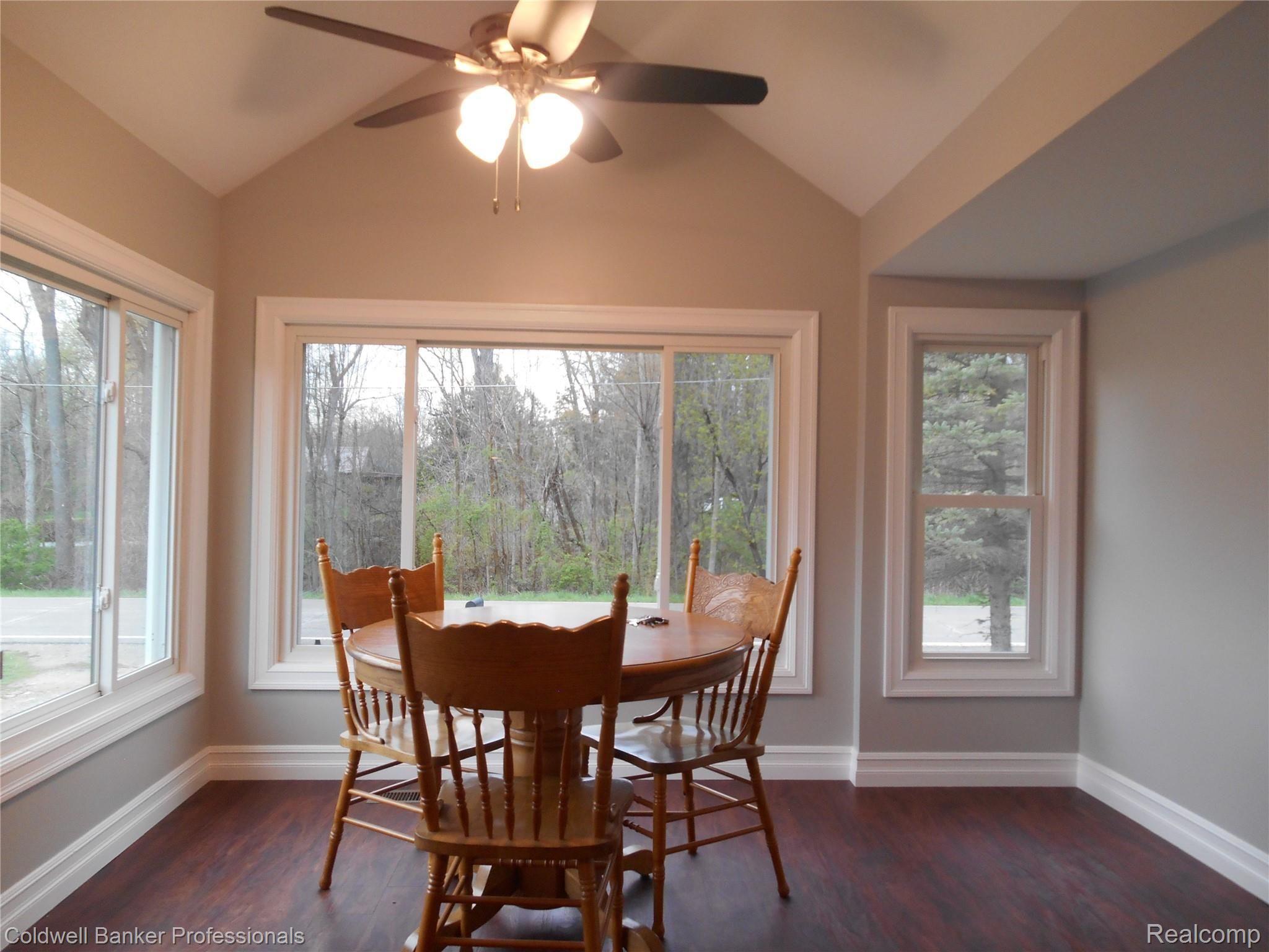 2280 Millville Road Lapeer, MI 48446 - Photo 6 of 27 DSCN2855.JPG