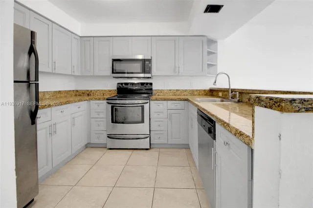$244,900 | 4810 Northwest 79th Avenue, Unit 108, Doral, FL 33166