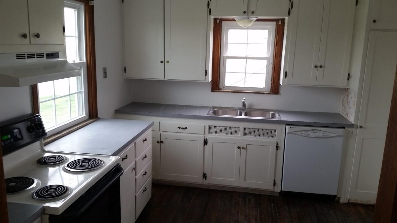 293 Mt Zion Road Southwest Lancaster, OH 43130 - Photo 3 of 8 Gallery Image 3