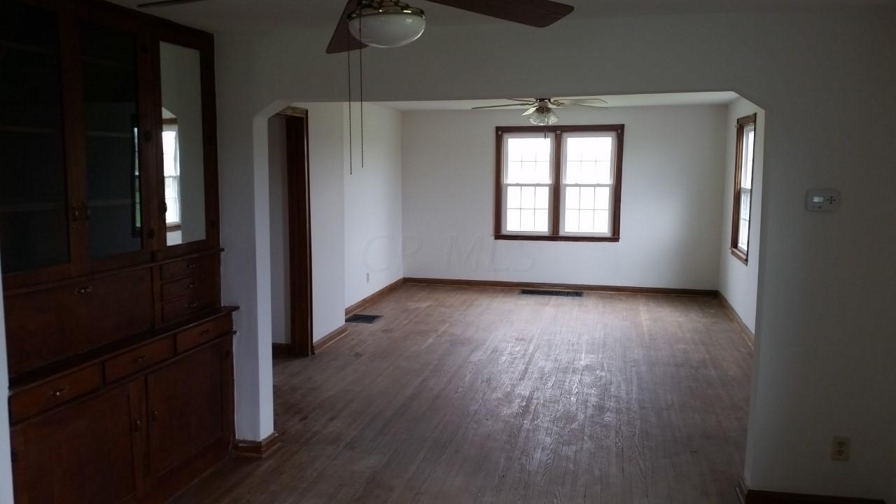 293 Mt Zion Road Southwest Lancaster, OH 43130 - Photo 5 of 8 Gallery Image 5