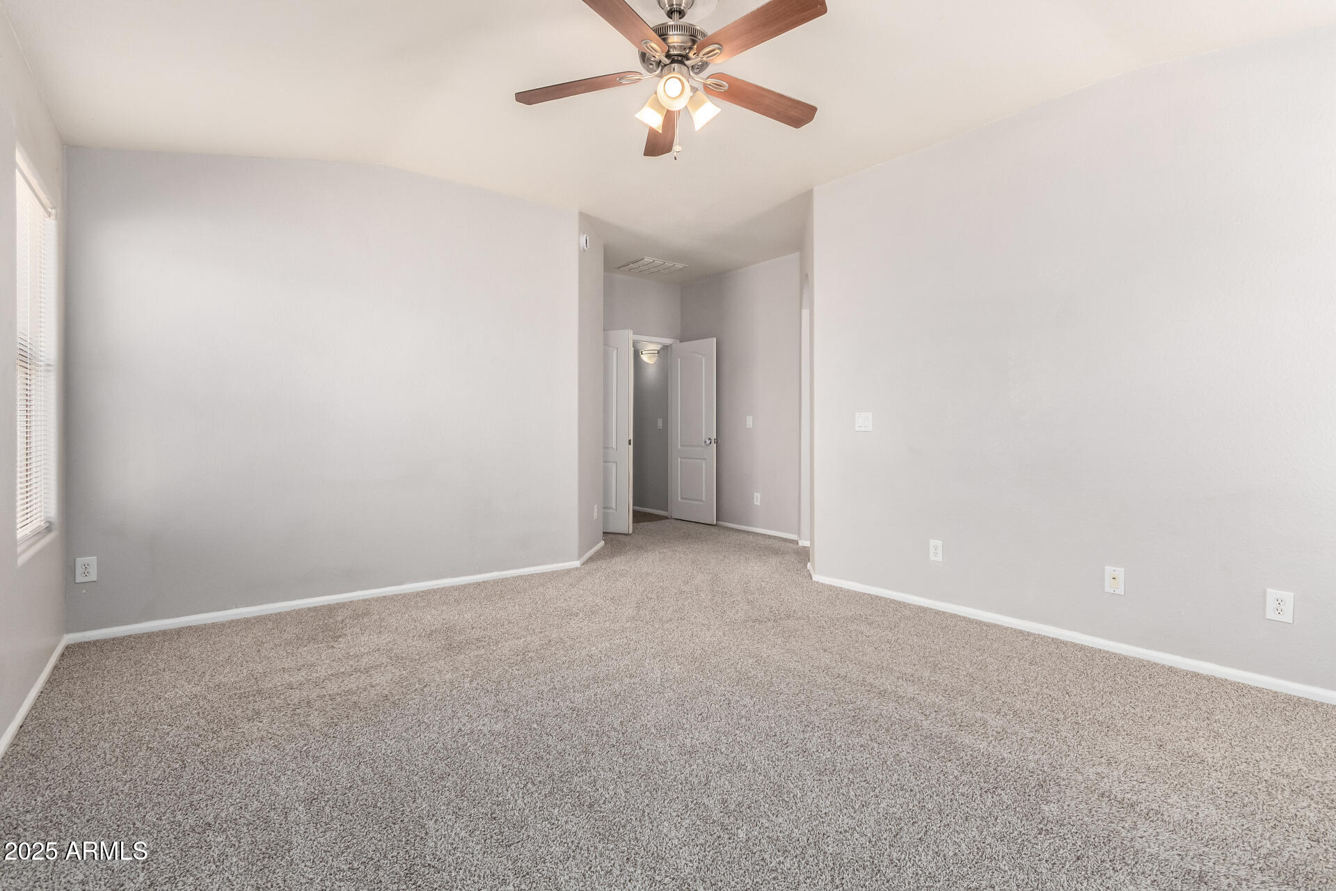 738 East Saddle Way San Tan Valley, AZ 85143 - Photo 14 of 29 14 - Saddle