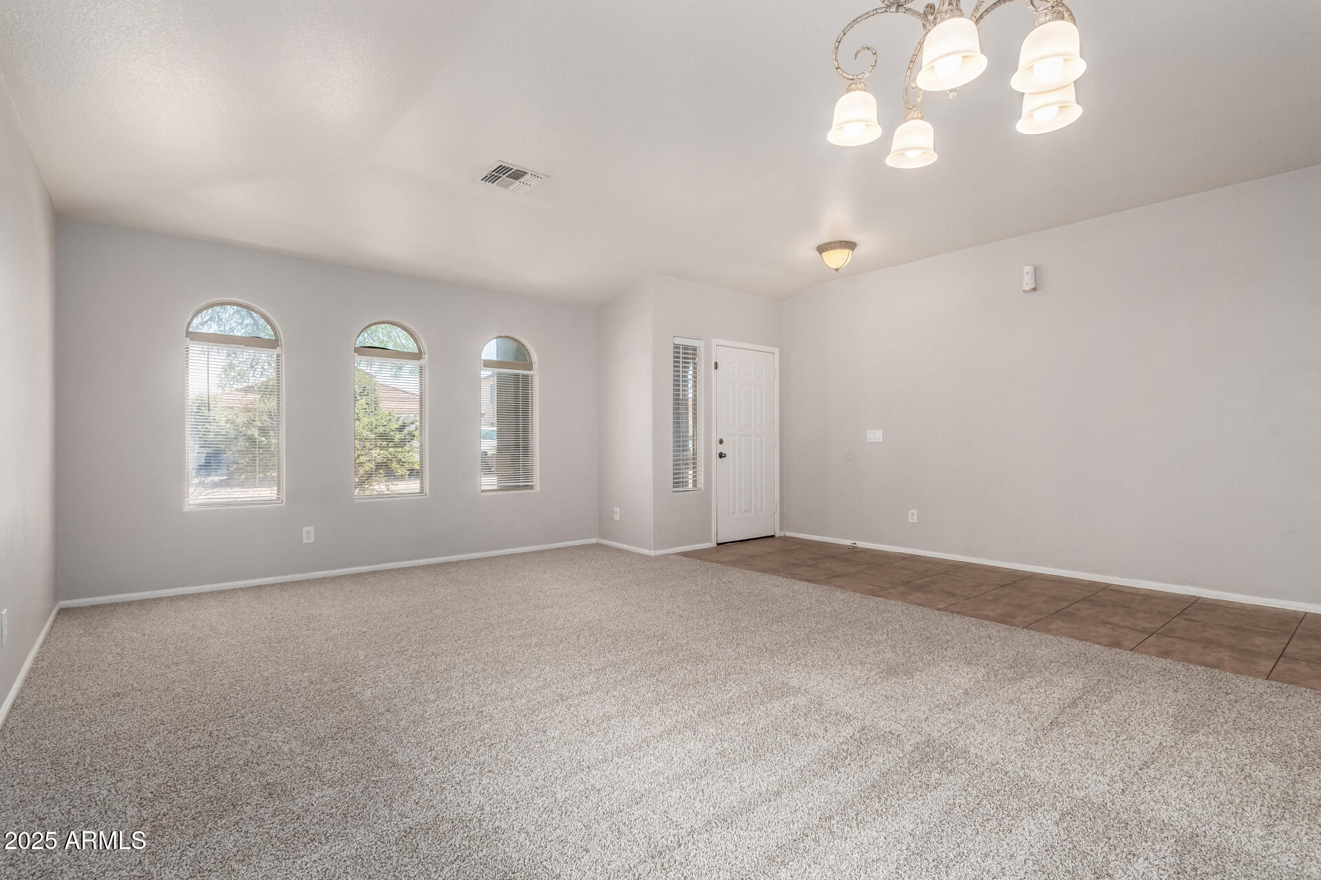 738 East Saddle Way San Tan Valley, AZ 85143 - Photo 6 of 29 06 - Saddle