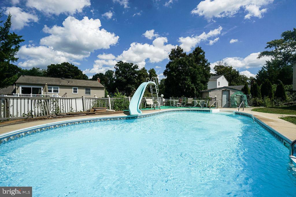 20 North Fork Road Clementon, NJ 08021 - Photo 34 of 35