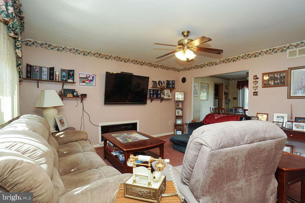 20 North Fork Road Clementon, NJ 08021 - Photo 4 of 35